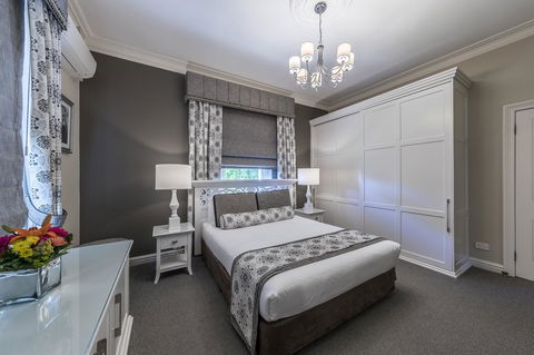 Grand Mercure Basildene Manor - Travel Search 23