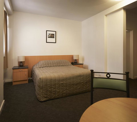 Baileys Parkside Motel By VetroBlu - Travel Search 7