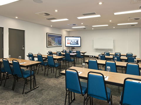 Quest Rockingham - Tourism Guide 7