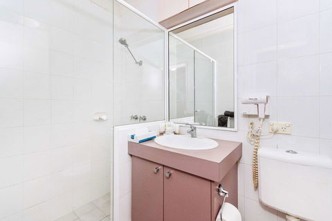 Quality Hotel Bayswater - Tourism Guide 19