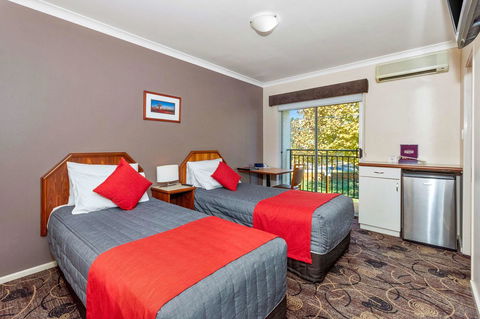 Quality Hotel Bayswater - Tourism Guide 5