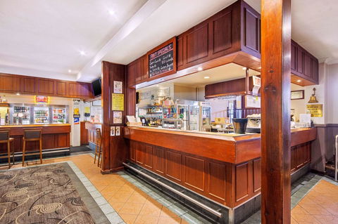 Quality Hotel Bayswater - Tourism Guide 23