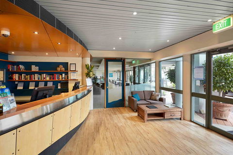 Broadwater Resort Como - Travel Search 35