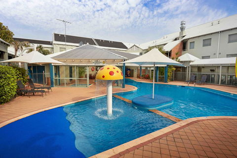 Broadwater Resort Como - Travel Search 26