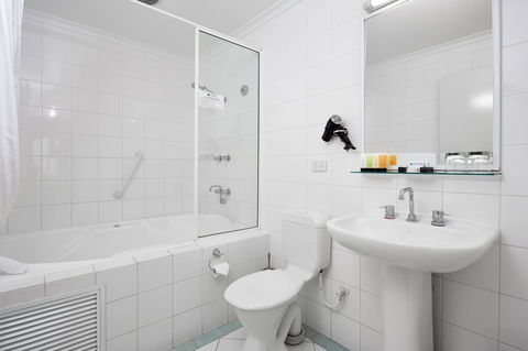 Broadwater Resort Como - Travel Search 7
