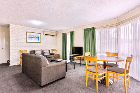 Quality Resort Sorrento Beach - Travel Search 30