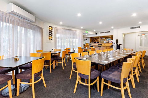 Quality Resort Sorrento Beach - Travel Search 10