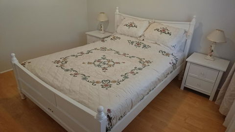 The Cottage On George Street - Tourism Guide 4