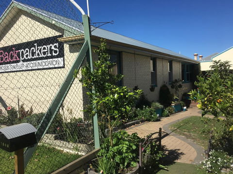 1849 Backpackers Albany - Travel Search 35