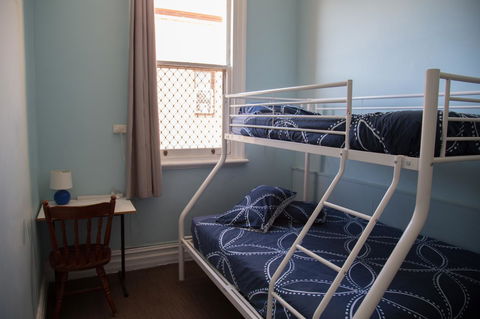 1849 Backpackers Albany - Travel Search 7