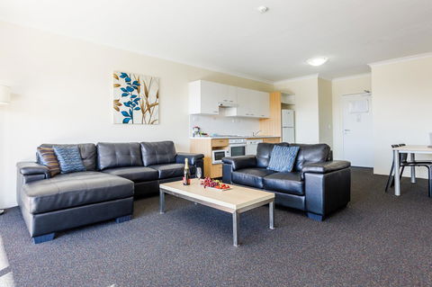 Perth Ascot Central Apartment Hotel Official - Travel Search 1