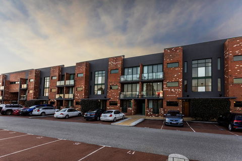 Perth Ascot Central Apartment Hotel Official - Travel Search 4