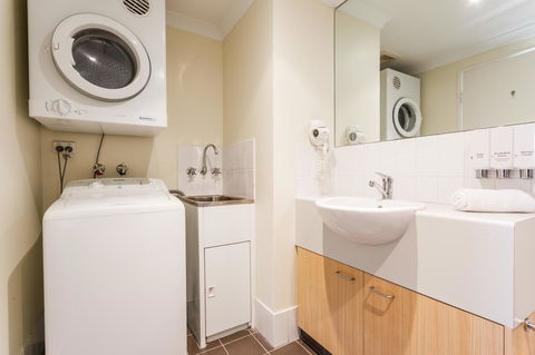 Perth Ascot Central Apartment Hotel Official - Travel Search 19