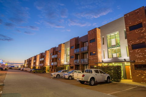 Perth Ascot Central Apartment Hotel Official - Travel Search 0