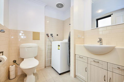Fremantle Townhouse U/5 - Tourism Guide 7