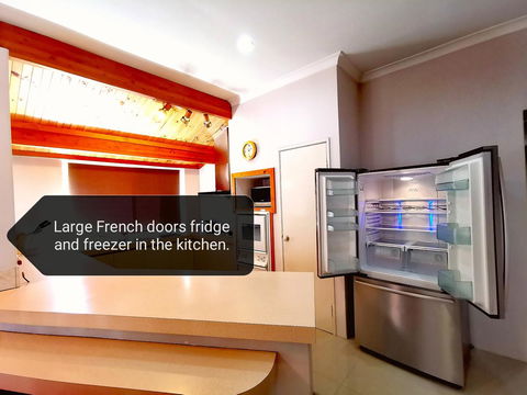 Cosy Easy Access Home Near Perth CBD And Fremantle - Tourism Guide 9