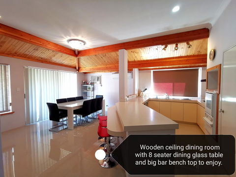Cosy Easy Access Home Near Perth CBD And Fremantle - Tourism Guide 11