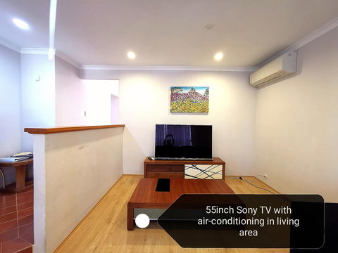 Cosy Easy Access Home Near Perth CBD And Fremantle - Tourism Guide 5