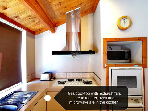 Cosy Easy Access Home Near Perth CBD And Fremantle - Tourism Guide 10