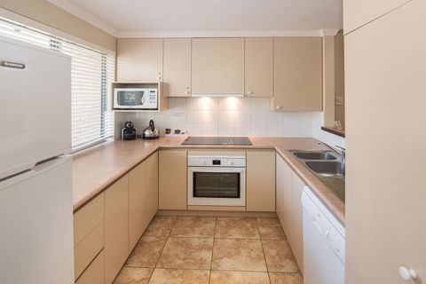 Bayshore Beachside Resort - Travel Search 19