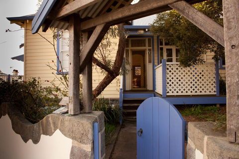 Lotti's House - Travel Search 1