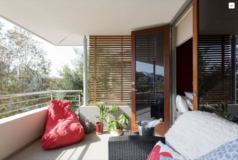 Adele's Luxury South Beach Apartment With King Bed - Tourism Guide 18
