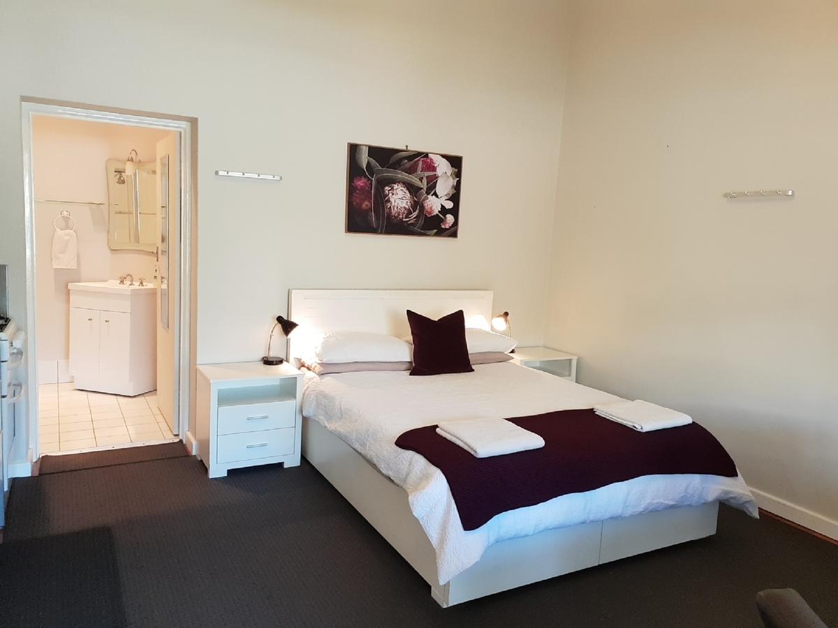 Golden Bay WA Tourism Guide