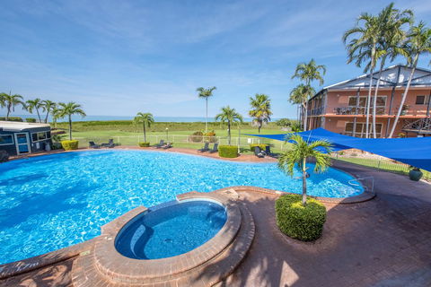 Moonlight Bay Suites - Travel Agents 0