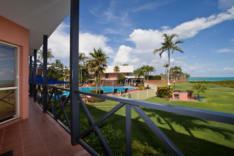 Moonlight Bay Suites - Travel Agents 10