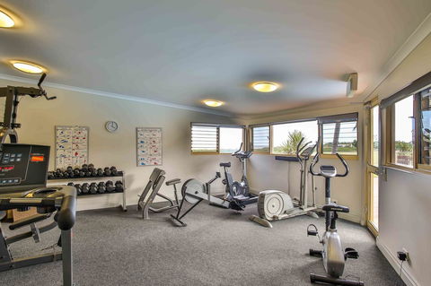 Moonlight Bay Suites - Travel Agents 16