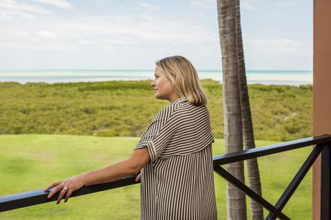 Moonlight Bay Suites - Travel Agents 5