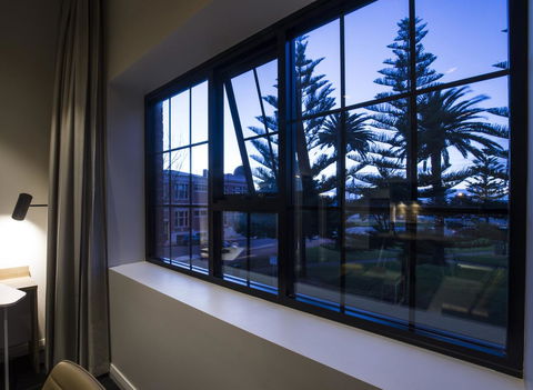 Quest Fremantle - Travel Search 6