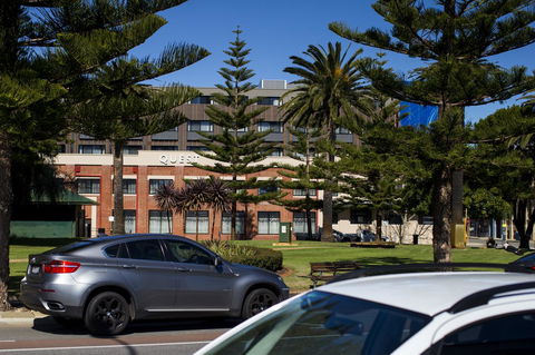 Quest Fremantle - Travel Search 22
