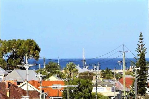 Fremantle Heritage Home For You To Enjoy! - Travel Agents 1