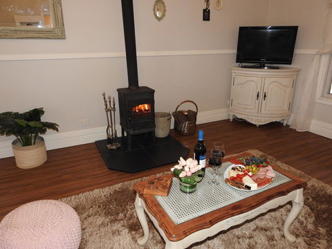 Quiet Escapes Cottages - Travel Agents 4