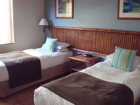 Presidential Bungalow - Travel Agents 4