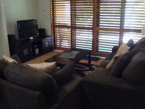 Presidential Bungalow - Travel Agents 5