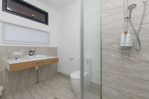 Sunset Place Apartments - Travel Agents 33