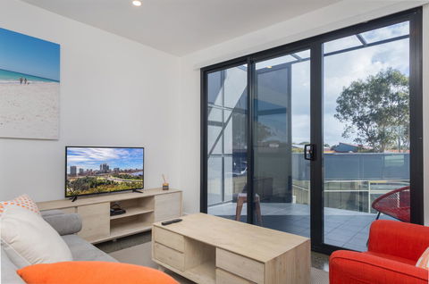 Sunset Place Apartments - Travel Agents 15