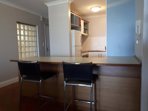 Salty Kiss - Travel Agents 7