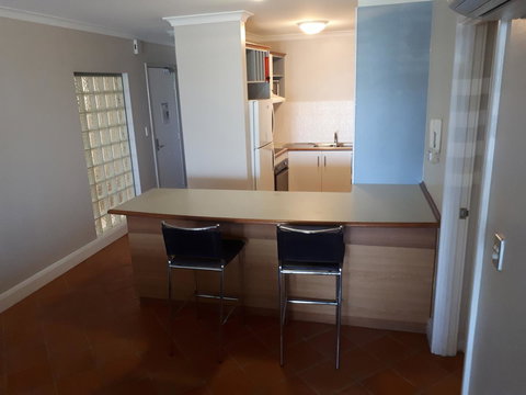 Salty Kiss - Travel Agents 8