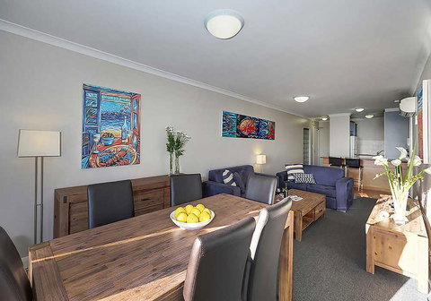 Salty Kiss - Travel Agents 5