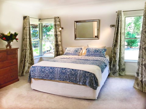 For The Birds Yallingup - Travel Agents 9