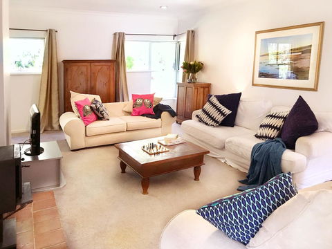 For The Birds Yallingup - Travel Agents 14