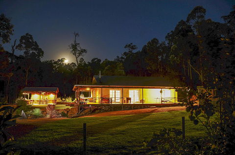 Nannup Bush Retreat - Travel Agents 8