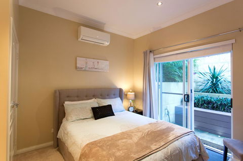 Sorrento Beach Manor - Tourism Guide 28