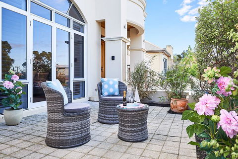 Sorrento Beach Manor - Tourism Guide 1