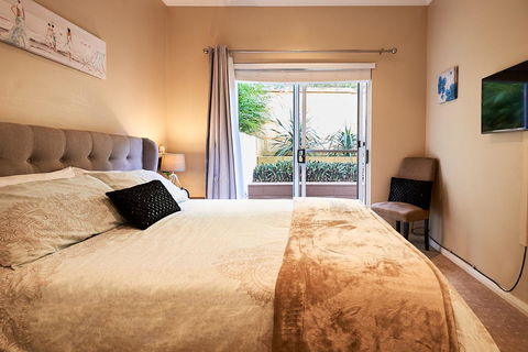Sorrento Beach Manor - Tourism Guide 20
