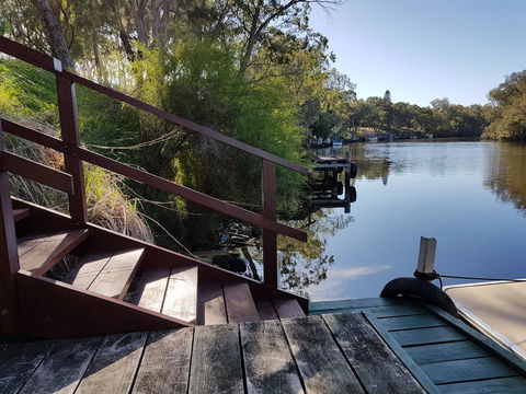 Amazing River House - Travel Agents 23