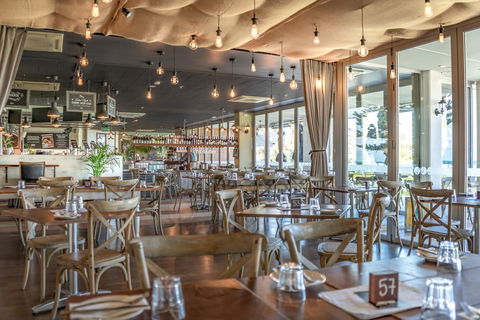 Mullaloo Beach Hotels & Apartments - Travel Agents 11